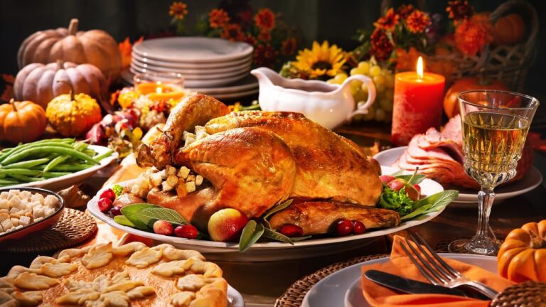 Save Money on Thanksgiving Dinner